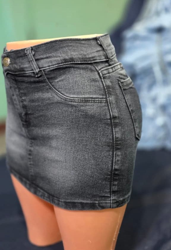 SHORT POLLERA DE MUJER