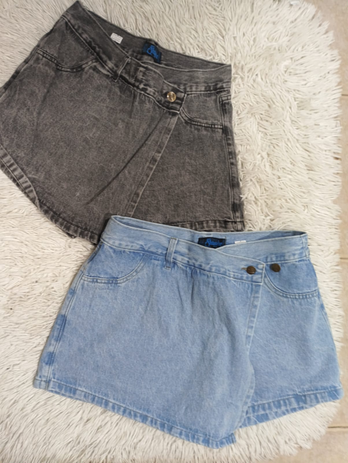 SHORT POLLERA DE MUJER